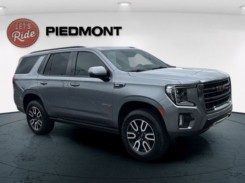 Used 2022 GMC Yukon AT4 w/ AT4 Premium Package image 9