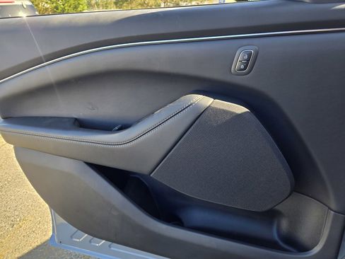 New 2026 Ford Mustang Mach-E Select RWD image 11