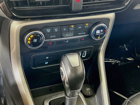 Used 2020 Ford EcoSport Titanium image 16