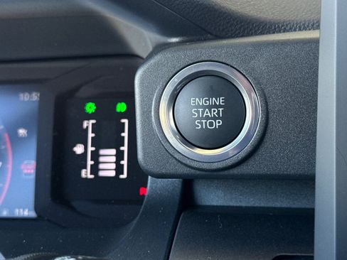 New 2026 Toyota 4Runner SR5 AWD/4WD image 24