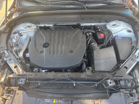 Certified 2023 Volvo XC60 B5 Ultimate w/ Protection Package Premier image 26