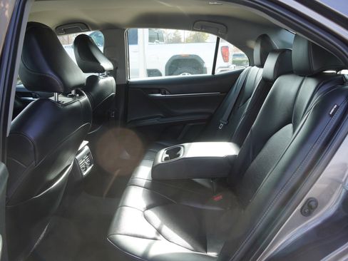 Used 2024 Toyota Camry XLE image 20