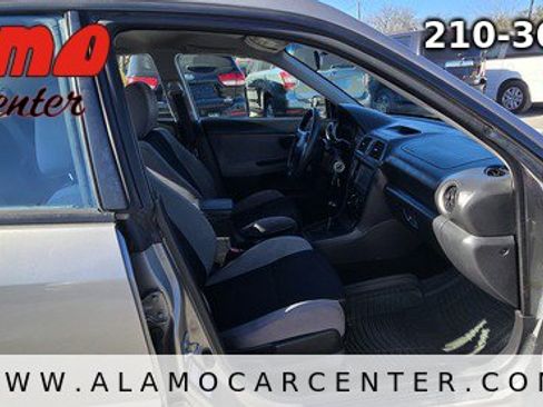 Used 2006 Subaru Impreza 2.5i AWD/4WD image 13