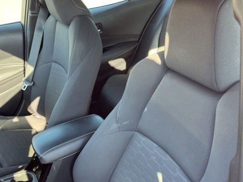 Used 2023 Toyota Corolla SE image 11