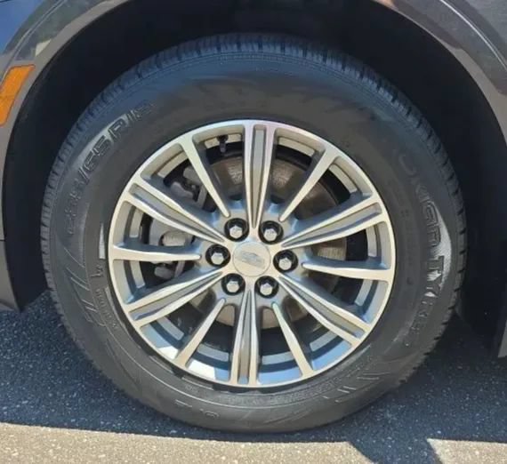 Used 2017 Cadillac XT5 Luxury FWD image 54
