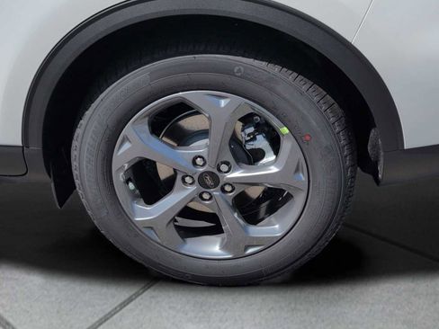 New 2026 Ford Escape ST-Line w/ Cold Weather Package image 17