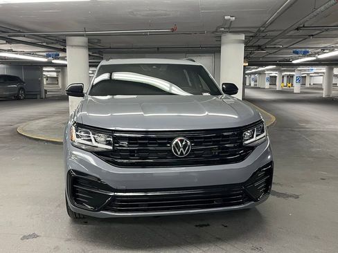 Used 2023 Volkswagen Atlas Cross Sport SEL R-Line image 32