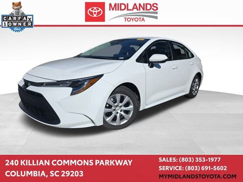 Used 2025 Toyota Corolla LE image 1