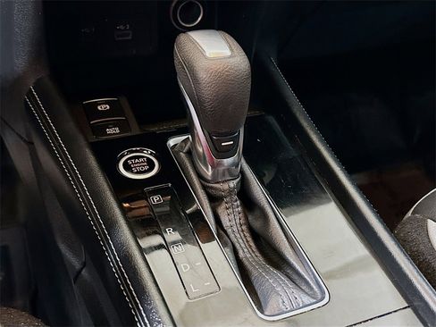 Used 2023 Nissan Kicks SR w/ SR Premium Package image 14