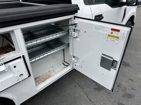 Used 2020 Ford F350 XL w/ Power Equipment Group image 26