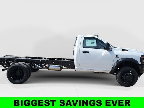 New 2025 RAM 4500 Tradesman AWD/4WD image 2