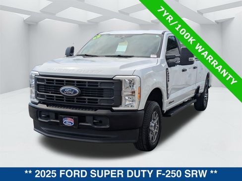 Certified 2025 Ford F250 XL AWD/4WD image 8