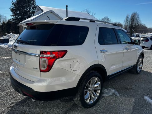 Used 2014 Ford Explorer Limited w/ Equipment Group 302A AWD/4WD image 5