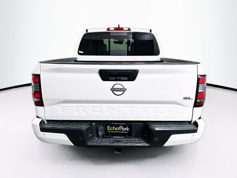 Used 2024 Nissan Frontier SL w/ Technology Package image 7
