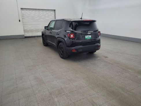 Used 2020 Jeep Renegade Sport FWD image 5