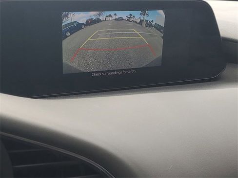 Used 2020 MAZDA MAZDA3 AWD Sedan w/ Preferred Package image 28