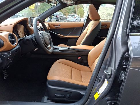 New 2025 Lexus IS 350 F Sport image 9