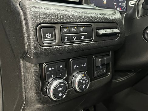 Certified 2024 GMC Yukon XL Denali w/ Max Trailering Package AWD/4WD image 13