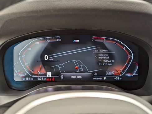 Certified 2025 BMW X4 xDrive30i w/ Premium Package image 20