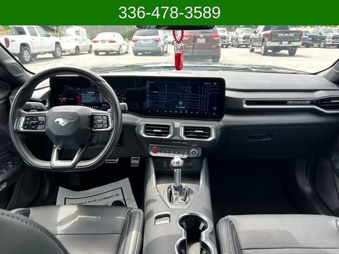 Used 2025 Ford Mustang GT Premium RWD image 13
