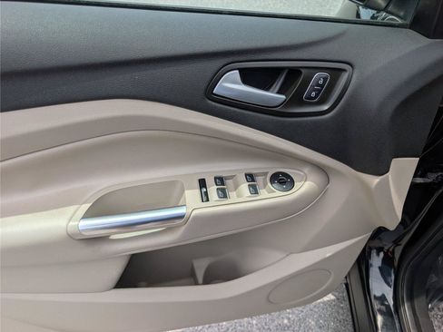 Used 2019 Ford Escape SE AWD/4WD image 19