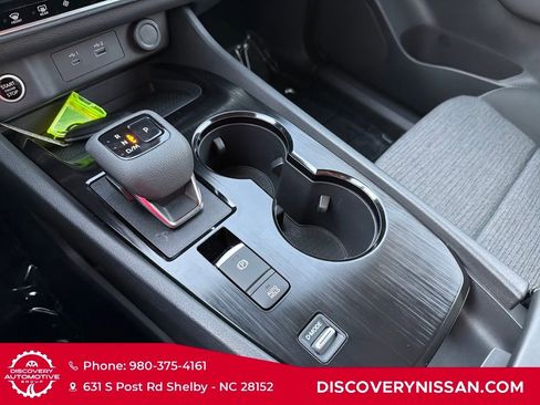 Certified 2023 Nissan Rogue SV image 20