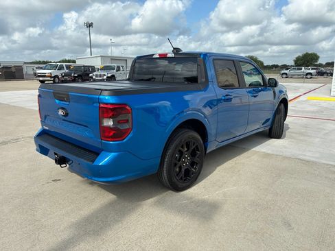 Used 2025 Ford Maverick Lobo AWD/4WD image 7