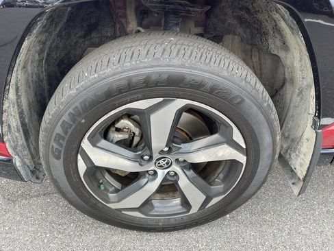Certified 2024 Toyota RAV4 SE w/ Weather & Moonroof Package AWD/4WD image 5