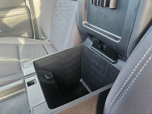 Used 2022 Nissan Frontier SV image 26