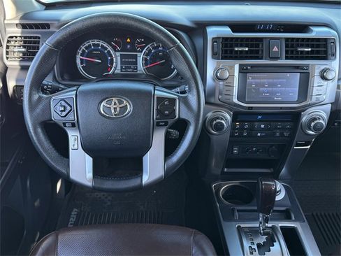 Used 2014 Toyota 4Runner Limited image 10