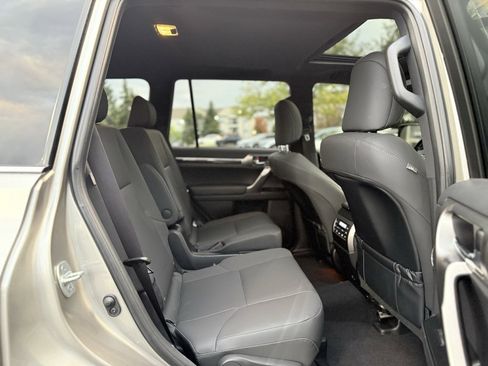 Used 2023 Lexus GX 460 Premium image 29