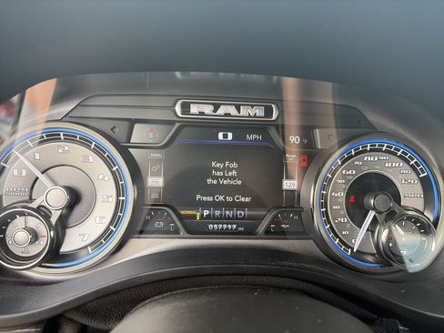 Used 2021 RAM 1500 Limited AWD/4WD image 34