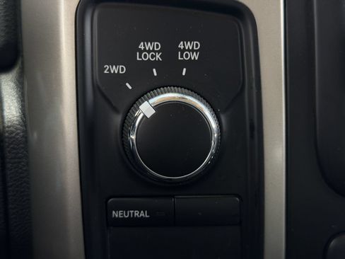 Used 2013 RAM 2500 Big Horn AWD/4WD image 24