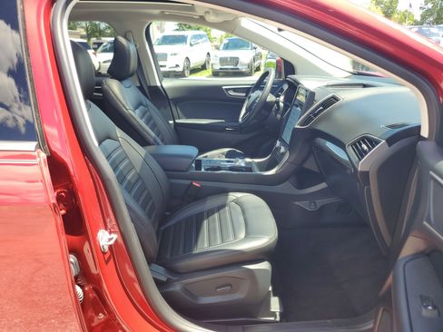 Used 2024 Ford Edge SEL w/ Convenience Package AWD/4WD image 9
