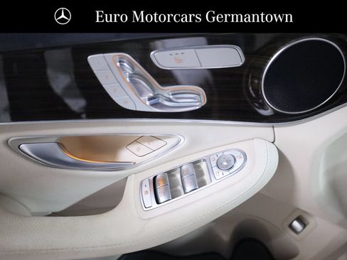 Used 2018 Mercedes-Benz C 300 4MATIC Sedan image 10