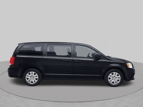 Used 2017 Dodge Grand Caravan SE w/ Power Window Group FWD image 8