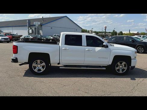Used 2017 Chevrolet Silverado 1500 LT w/ All Star Edition AWD/4WD image 37