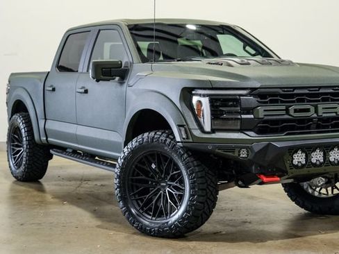 Used 2025 Ford F150 Raptor w/ Equipment Group 803A Raptor R AWD/4WD image 29