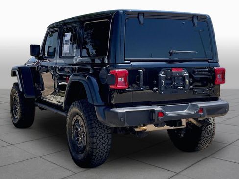Used 2022 Jeep Wrangler Unlimited Rubicon w/ Trailer Tow Package AWD/4WD image 12