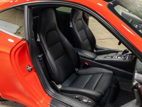 Used 2018 Porsche 911 Carrera RWD image 35