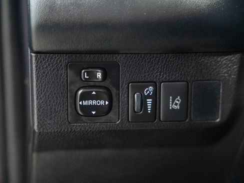 Used 2018 Toyota RAV4 XLE w/ Plus Extra Value Package AWD/4WD image 38