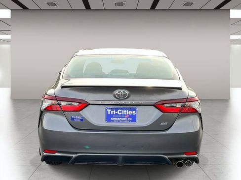Used 2023 Toyota Camry SE FWD image 4