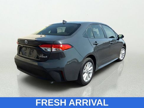 Used 2024 Toyota Corolla LE w/ LE Convenience Package FWD image 7
