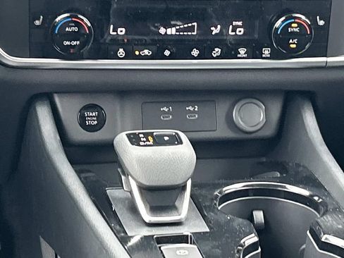 New 2026 Nissan Rogue Dark Armor AWD/4WD image 27
