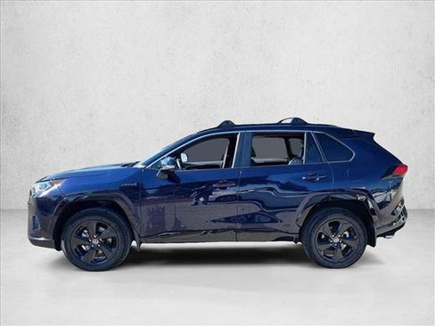 Used 2021 Toyota RAV4 XSE image 8
