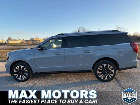 New 2025 Ford Expedition Max Platinum w/ Driver's Package image 17