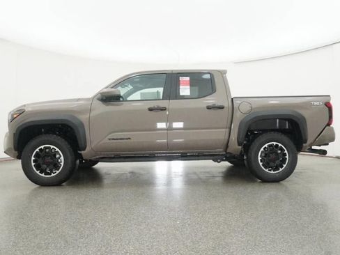 New 2026 Toyota Tacoma TRD Off-Road image 19