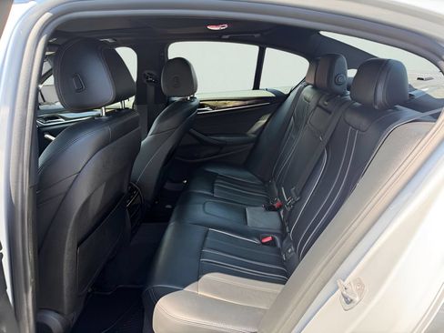 Used 2019 BMW 530e xDrive w/ Convenience Package AWD/4WD image 28