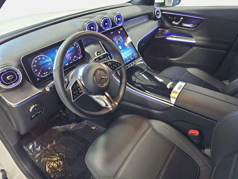 Certified 2025 Mercedes-Benz GLC 300 4MATIC image 16