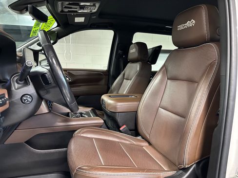 Used 2021 Chevrolet Suburban High Country image 30
